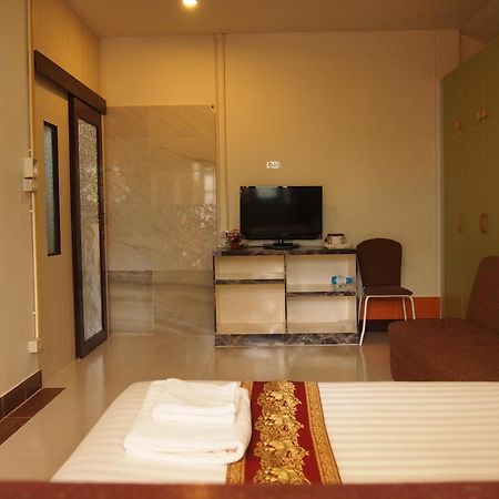 Wiang Kum Kam Resort Чиангмай Экстерьер фото